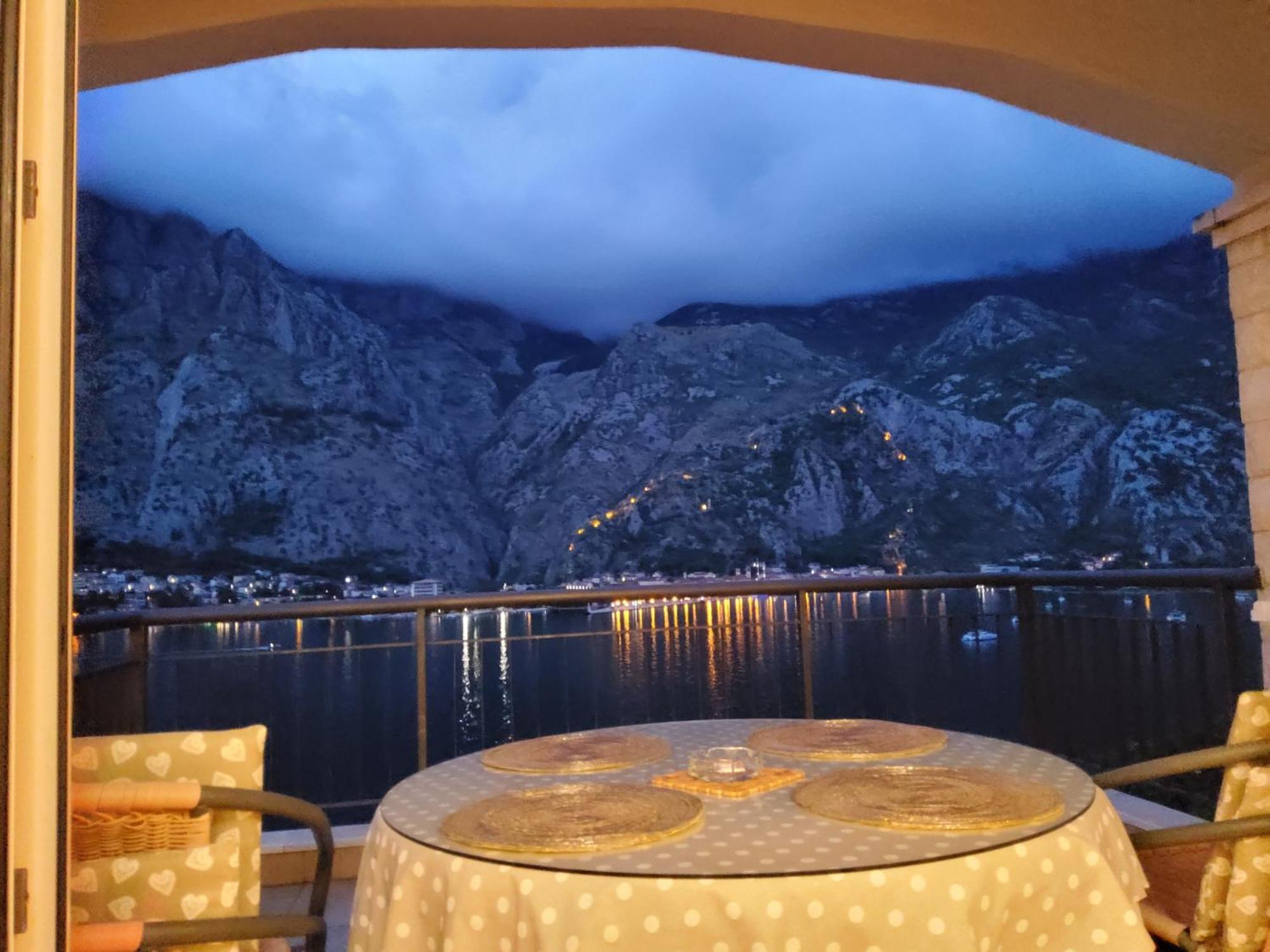 Ferienwohnung Radiant Kotor Exterior foto